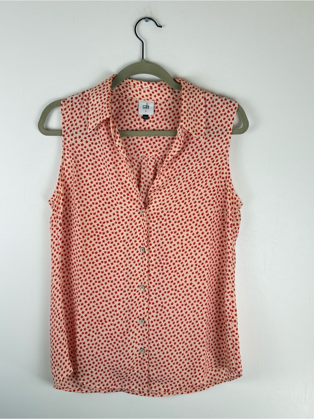 Cabi Womens Small Button Blouse Top Floral Sleeveless Collared Red Boho